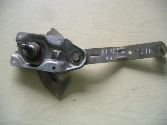 Elevador Vidro Trás Direito Ford Fiesta 1990 ev154